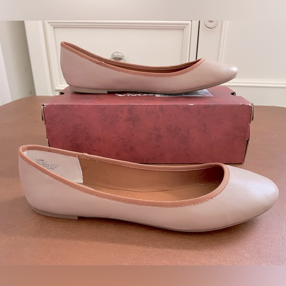 Arizona Jean Company Aiden NWT 🎉Host Pick!🎉 flats shoes size 10 in natural - Picture 1 of 8